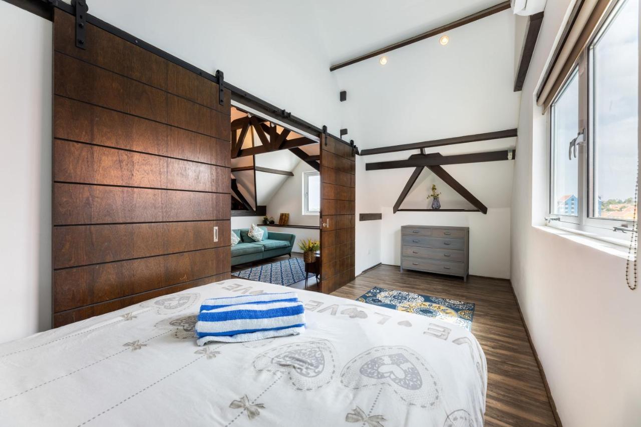 Blue Marlin Handelskade Apartments Willemstad Exterior photo